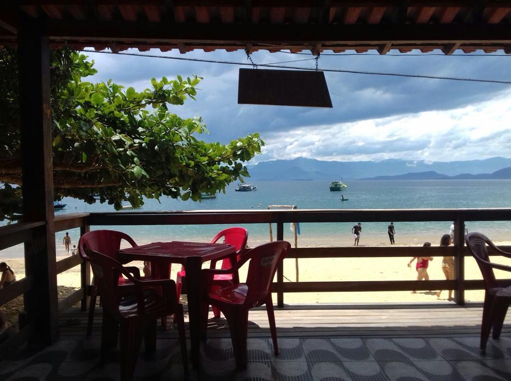 Nena'S Suites Praia de Aracatiba Exterior photo